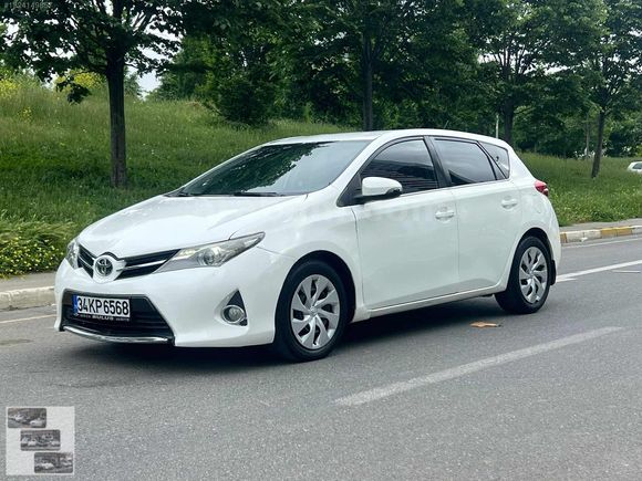 2014 MODEL TOYOTA AURİS 1.4 DİZEL OTOMATİK KM 250 BİN