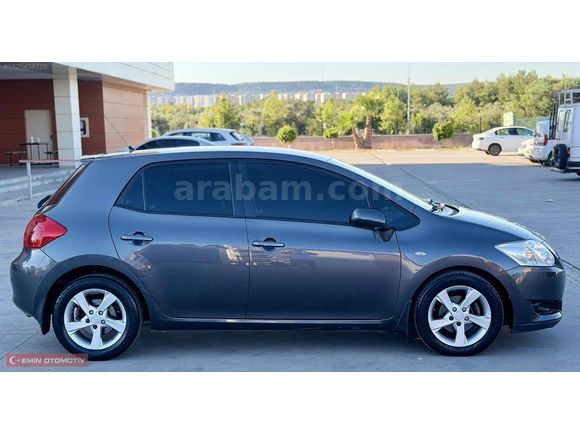 HATASIZ BOYASIZ 152 BİNDE TOYOTA AURİS 1.4 D - 4D