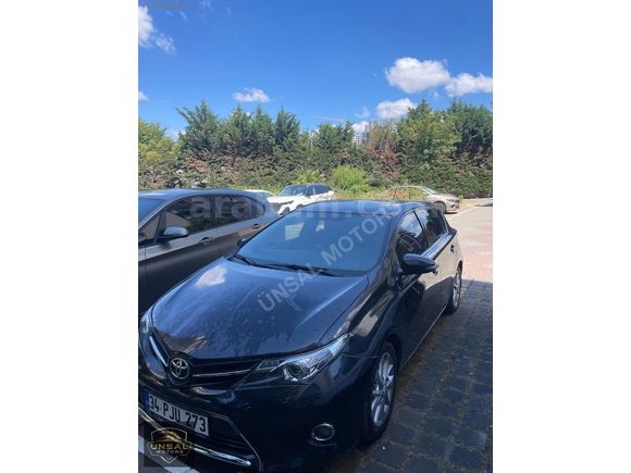 TOYOTA AURIS 1.4-D4