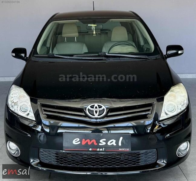 'EMSAL'den 2011 Toyota Auris 1.4 D-4D İçi Bej Boyasız Değişensiz