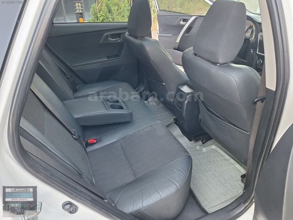 2013 AURİS 1.4 D4D DIESEL OTM CAM TAVAN PREMIUM KOLTK IST