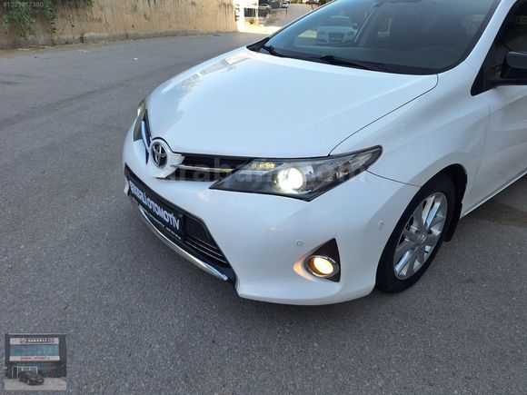 2013 AURİS 1.4 D4D DIESEL OTM CAM TAVAN PREMIUM KOLTK IST
