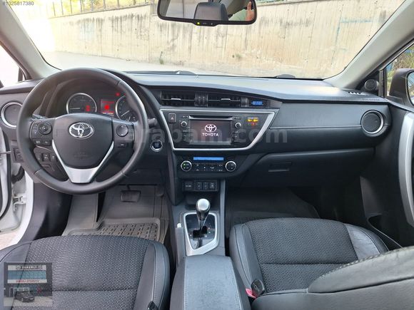 2013 AURİS 1.4 D4D DIESEL OTM CAM TAVAN PREMIUM KOLTK IST