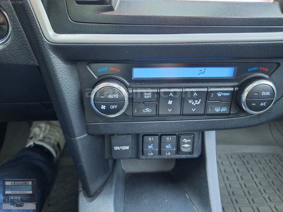 2013 AURİS 1.4 D4D DIESEL OTM CAM TAVAN PREMIUM KOLTK IST