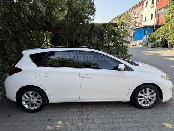 BRK'S GARAGE - 2015 AURİS DİZEL OTOMATİK CAM TAVAN