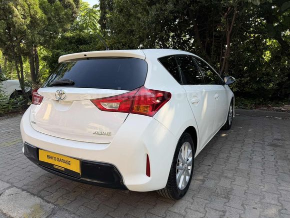 BRK'S GARAGE - 2015 AURİS DİZEL OTOMATİK CAM TAVAN