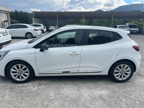     2023 Renault Clio 1.0 TCe Touch | Hatasız Ayarında | Bakımlı