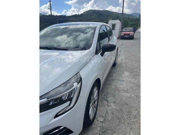     2023 Renault Clio 1.0 TCe Touch | Hatasız Ayarında | Bakımlı