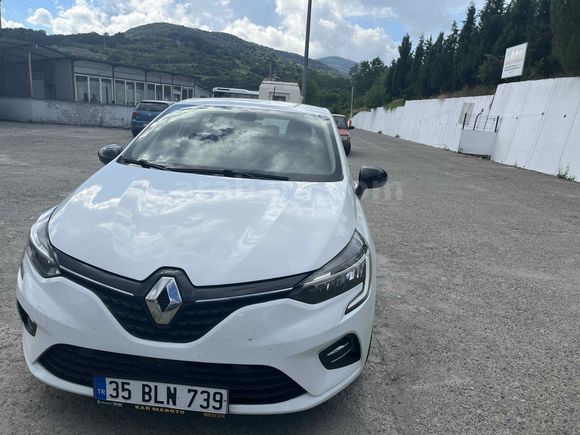     2023 Renault Clio 1.0 TCe Touch | Hatasız Ayarında | Bakımlı