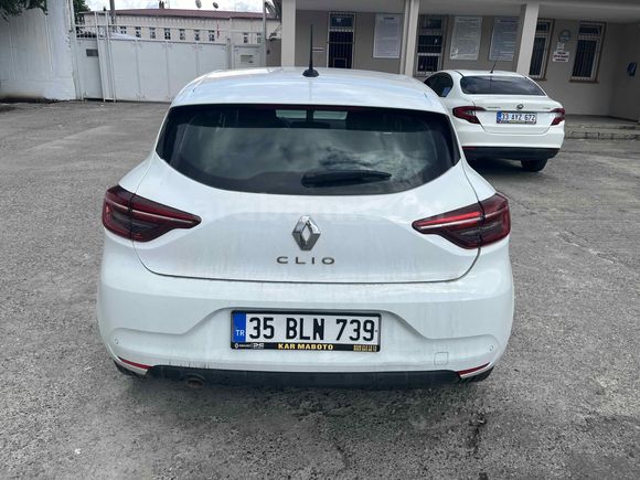     2023 Renault Clio 1.0 TCe Touch | Hatasız Ayarında | Bakımlı