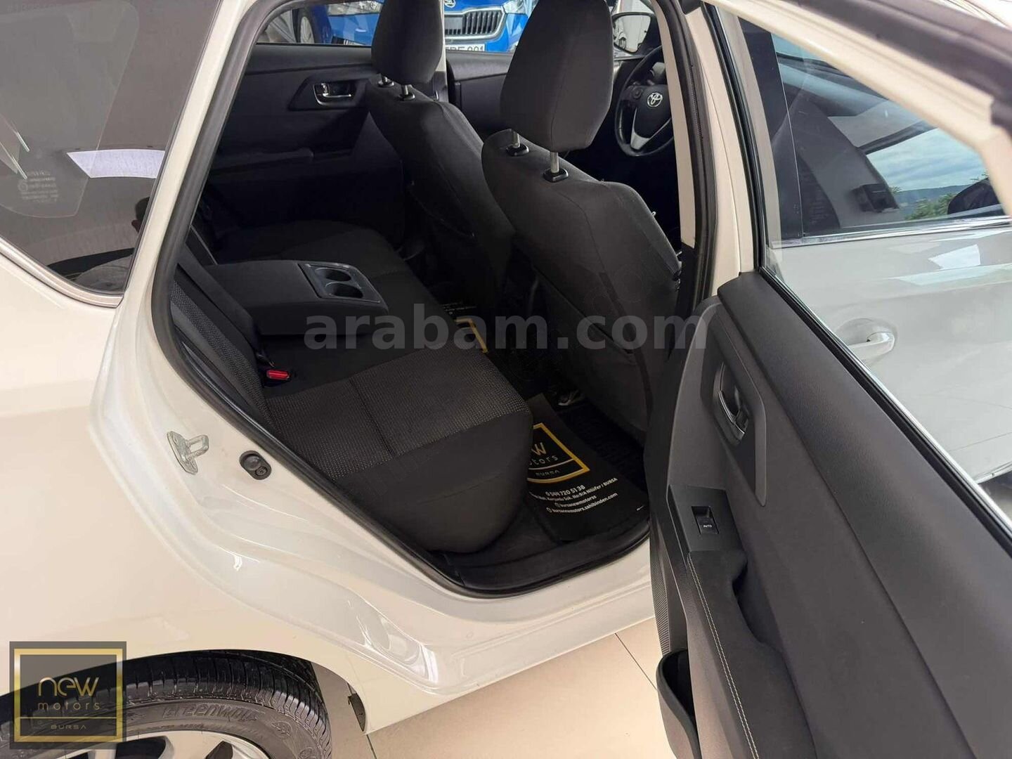 Galeriden Toyota Auris 1.4 D-4D Advance 2013 Model Bursa 231.000 km Beyaz 7