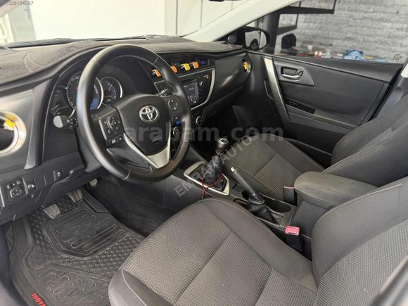 EMRAH AUTO'DAN 2013 MODEL TOYOTA AURİS 1.4 D-4D ADVANCE SKYPACK