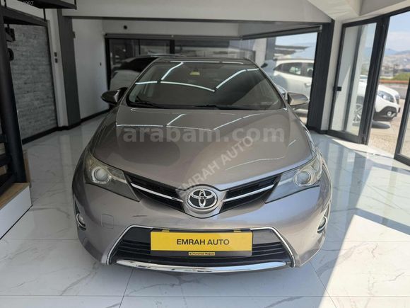 EMRAH AUTO'DAN 2013 MODEL TOYOTA AURİS 1.4 D-4D ADVANCE SKYPACK