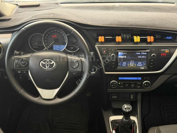 EMRAH AUTO'DAN 2013 MODEL TOYOTA AURİS 1.4 D-4D ADVANCE SKYPACK