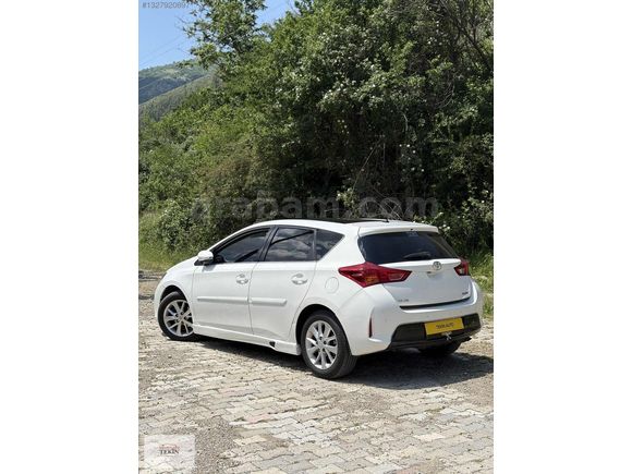 DOLUNUN DOLUSU CAM TAVANLI AURİS EMSALSİZ DÜŞÜK KM