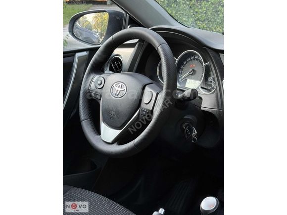 Toyota Auris 1.4 D-4D SkyPack 2013 Kredi İmkanı KK 12 Taksit