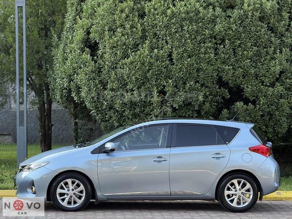 Toyota Auris 1.4 D-4D SkyPack 2013 Kredi İmkanı KK 12 Taksit