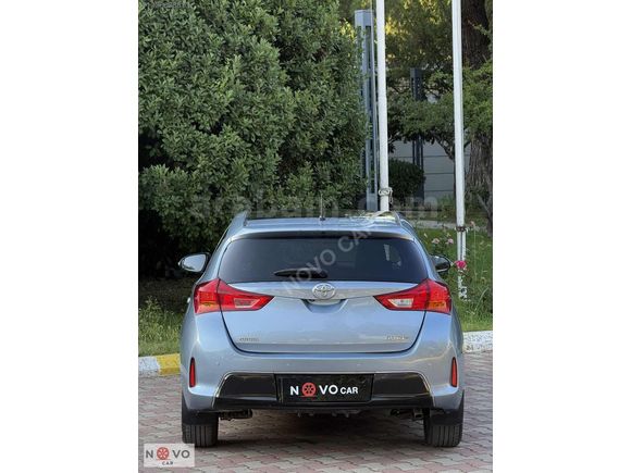Toyota Auris 1.4 D-4D SkyPack 2013 Kredi İmkanı KK 12 Taksit