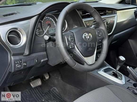Toyota Auris 1.4 D-4D SkyPack 2013 Kredi İmkanı KK 12 Taksit