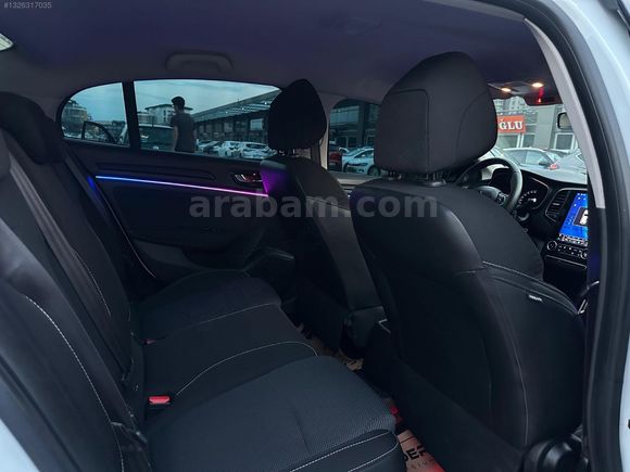 2019 MODEL MEGAN 4 HATASIZ TESLA EKRAN 1.6 L.P.G Lİ