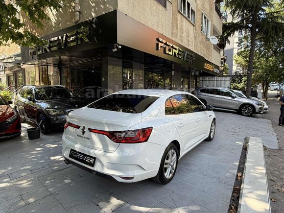 FOREVER'DAN RENAULT MEGANE