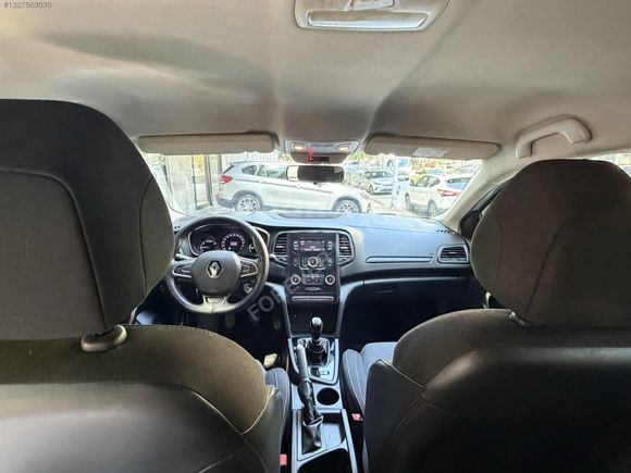 FOREVER'DAN RENAULT MEGANE