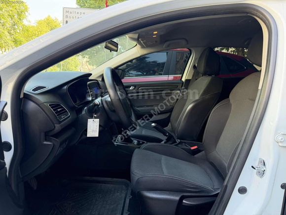 FOREVER'DAN RENAULT MEGANE