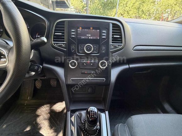 FOREVER'DAN RENAULT MEGANE