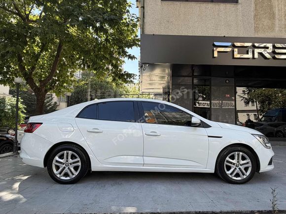 FOREVER'DAN RENAULT MEGANE