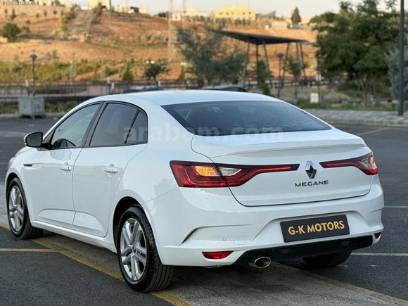 2017 MOD MEGANE 1.6 JOY BENZİN LPG 160.000 KMDE HATASIZ BOYASIZ