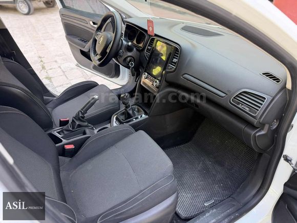 -ASİL PREMİUM-2017 RENAULT MEGANE 1.6 JOY 88.KM TESLA EKRAN