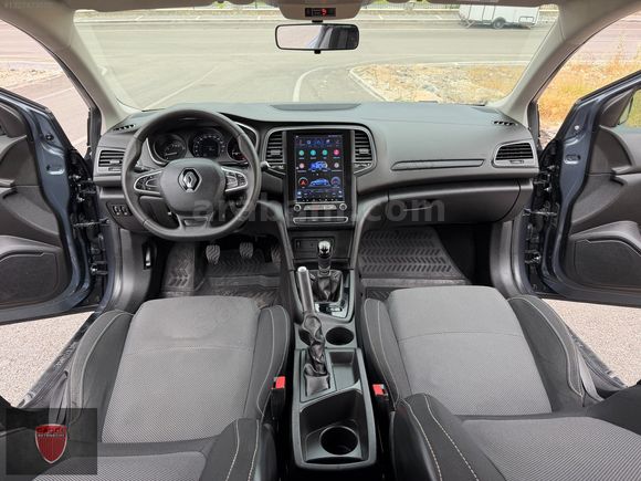 2017 RENAULT MEGANE 1.6 JOY ** TESLA EKRANLI **