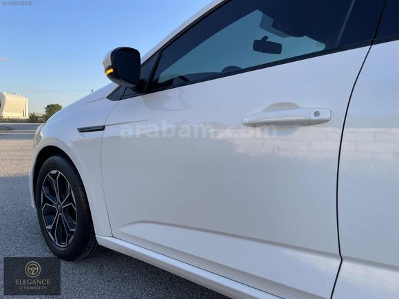 HATASIZ-BOYASIZ ^^MEGANE 4^^ 1.6 16V JOY SEDAN 147 BİNDE