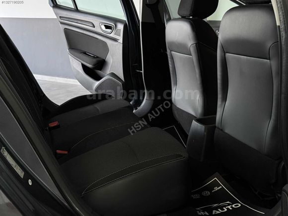 2017 MEGANE 4 HATASIZ BOYASIZ DEĞİŞENSİZ 78.000 KM