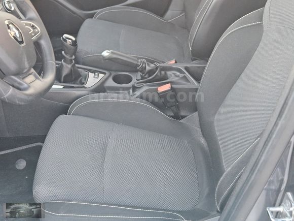 2017 RENAULT MEGANE 1.6 JOY 59000 KM HATASIZ