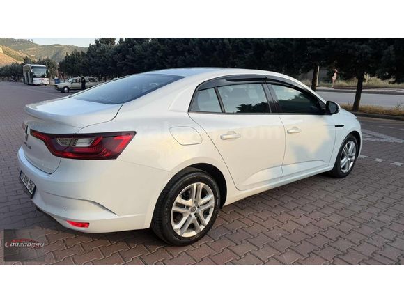 2017 MODEL HATASIZ BOYASIZ DEĞİŞENSİZ RENAULT MEGANE 4 DÜŞÜK KM.