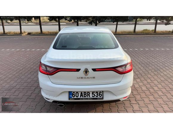2017 MODEL HATASIZ BOYASIZ DEĞİŞENSİZ RENAULT MEGANE 4 DÜŞÜK KM.