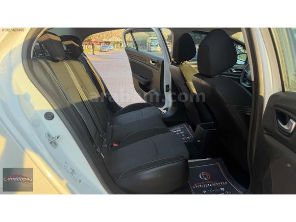 2017 MODEL HATASIZ BOYASIZ DEĞİŞENSİZ RENAULT MEGANE 4 DÜŞÜK KM.