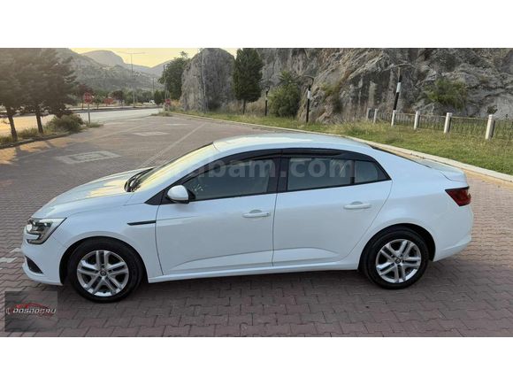 2017 MODEL HATASIZ BOYASIZ DEĞİŞENSİZ RENAULT MEGANE 4 DÜŞÜK KM.
