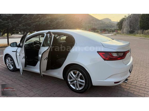 2017 MODEL HATASIZ BOYASIZ DEĞİŞENSİZ RENAULT MEGANE 4 DÜŞÜK KM.
