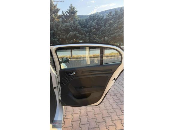 2017 MODEL HATASIZ BOYASIZ DEĞİŞENSİZ RENAULT MEGANE 4 DÜŞÜK KM.