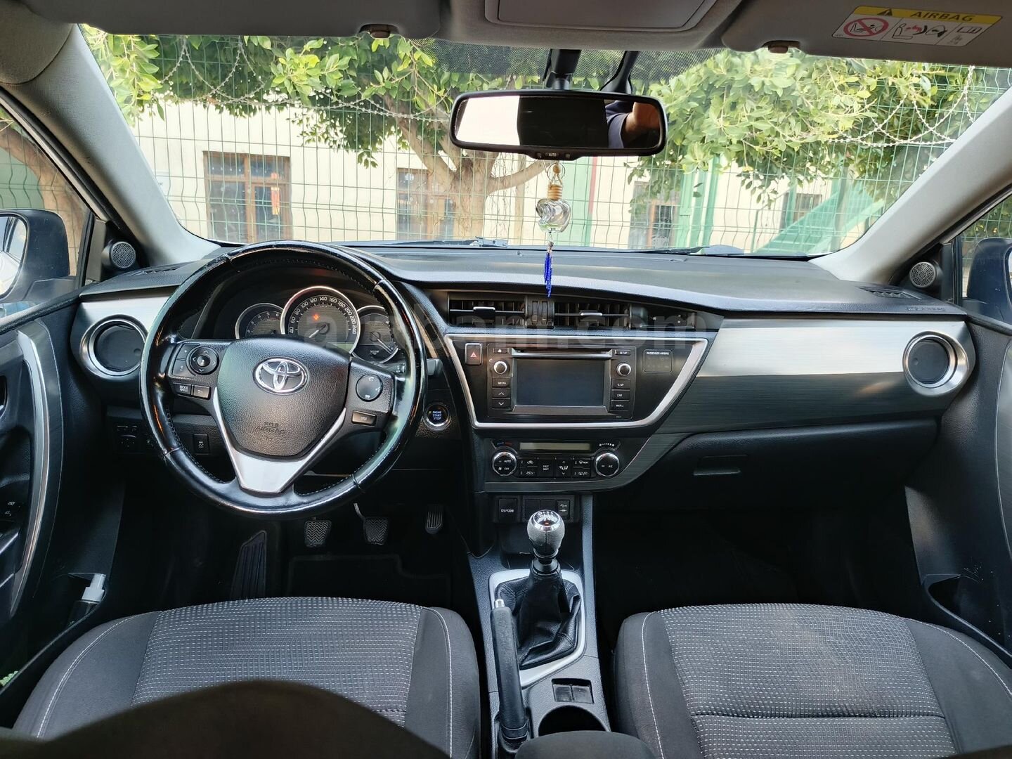 Sahibinden Toyota Auris 1.4 D-4D Advance 2013 Model 2