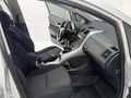 BİRİNCİ SINIF 2012 AURİS 132.000 KM MANUEL