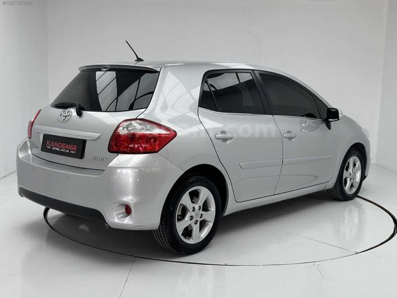BİRİNCİ SINIF 2012 AURİS 132.000 KM MANUEL