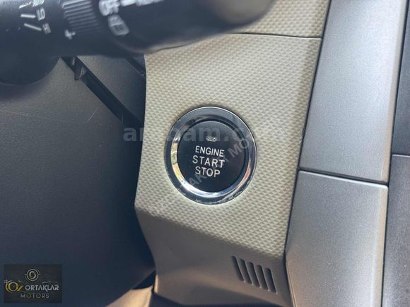 ÖZORTAKLAR'DAN 2008 AURIS ELEGANT 175 BİN KM DEĞİŞENSİZ FULL