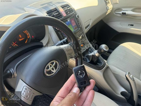ÖZORTAKLAR'DAN 2008 AURIS ELEGANT 175 BİN KM DEĞİŞENSİZ FULL