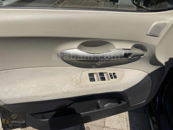 ÖZORTAKLAR'DAN 2008 AURIS ELEGANT 175 BİN KM DEĞİŞENSİZ FULL
