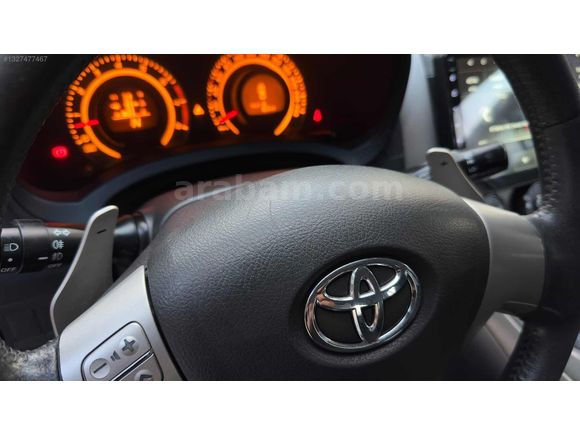 OTOMATİK VİTES AURIS PIRIL PIRIL