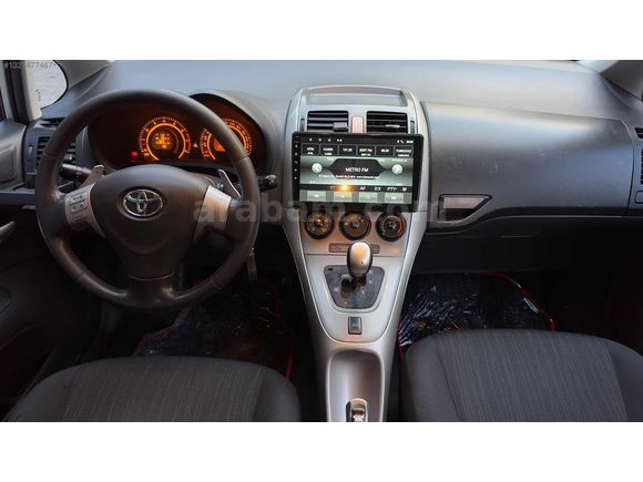 OTOMATİK VİTES AURIS PIRIL PIRIL
