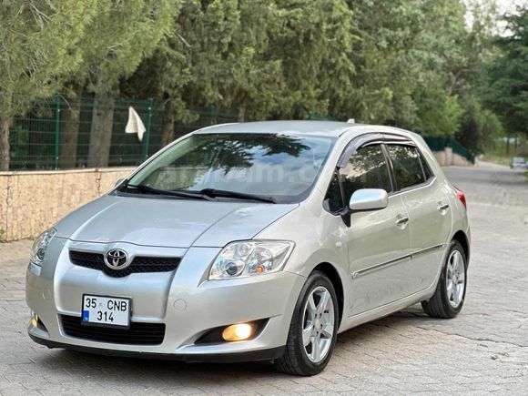 OTOMATİK VİTES AURIS PIRIL PIRIL
